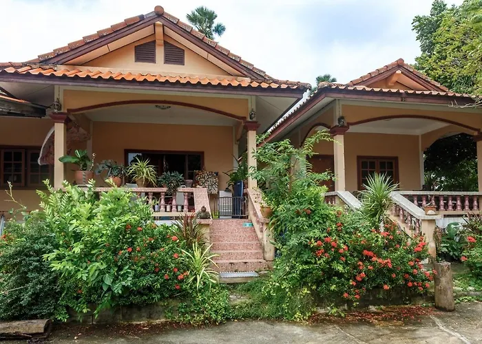 Beachfront Bungalow South Of Phuket