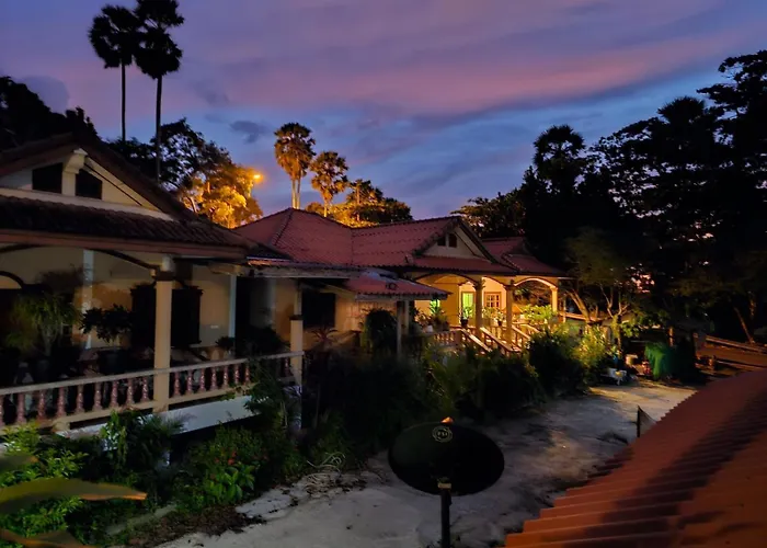 Beachfront Bungalow South Of Phuket